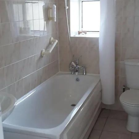 فندق The Strand 2*