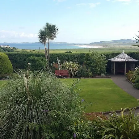 The Strand ホテル