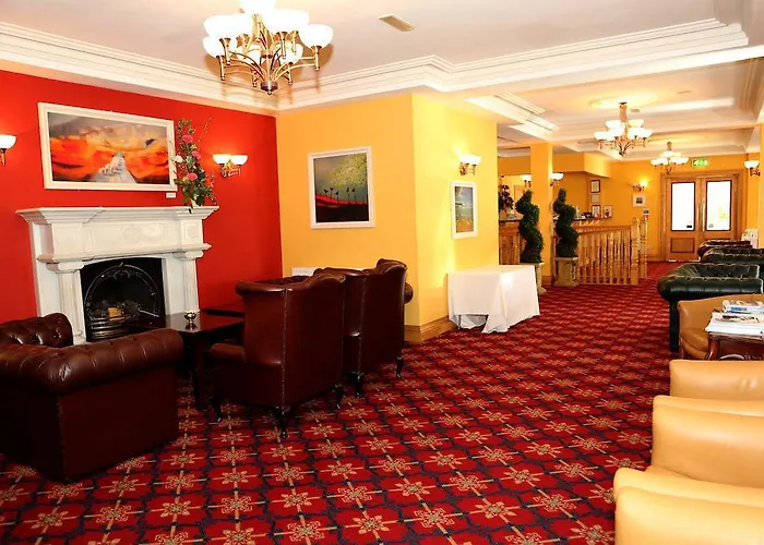 The Strand 2* باليليفين