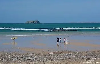 The Strand فندق 2*