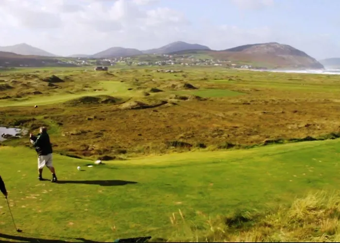 فندق The Strand 2*